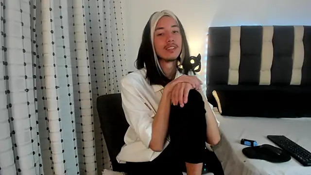 loverisu-coral webcam