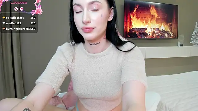 JenniferQueen11 webcam