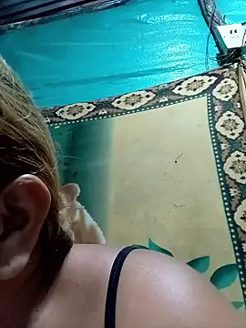 mom_son_dirty webcam