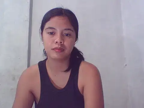 sweet_heaven00 - Sweet_heaven00's free webcam