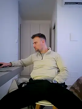 mrlyuis (M young) - flash cock