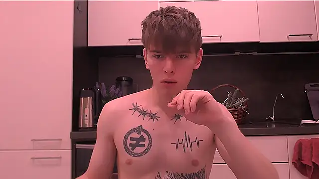 fredd_xanders (M young) - Cumshow + help to repair 2 teeths