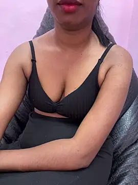 tamil_Aarathi webcam