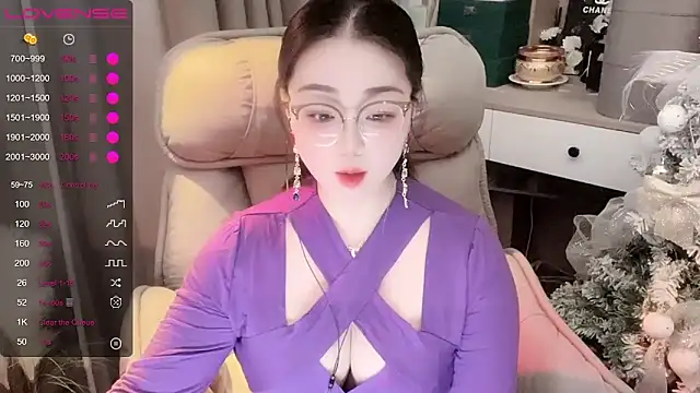 Monica-666888- webcam