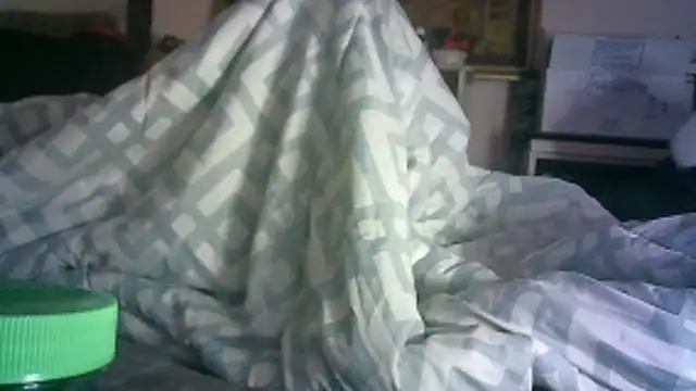 ON3YOULLN3VER_FIR3 webcam