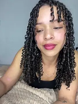 yasmin777_ - Yasmin777_'s free webcam - UK Sex Cams