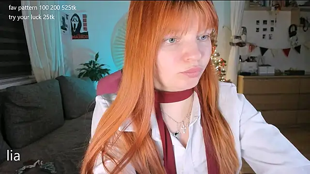 lil_lia (F young) - rub pussy