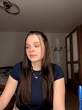 elenamariee (F teen) - Finger Blowjob 10 Secs 😈🍆