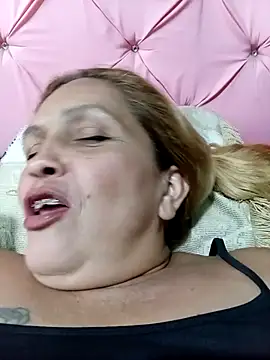 mom_son_dirty webcam