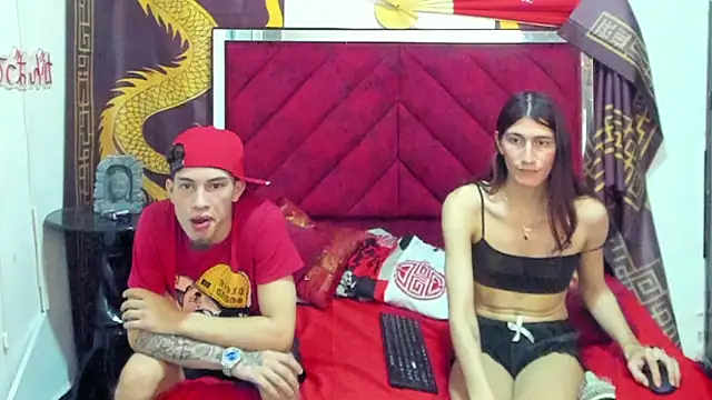 Pride_couple webcam