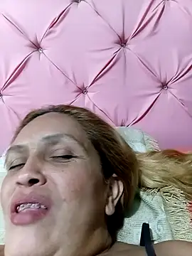 mom_son_dirty webcam