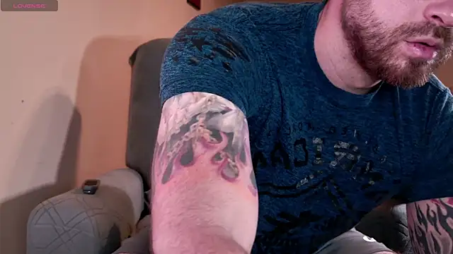 JayXCee_Official webcam