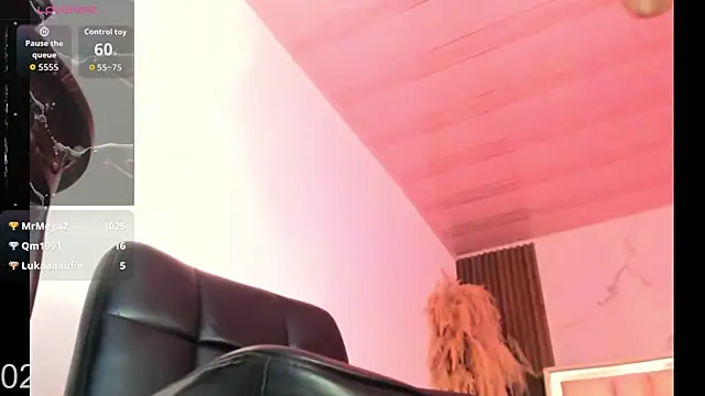 Isabella_Haddad webcam