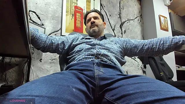 Maxi_thebig_daddy webcam