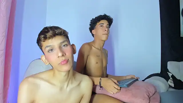 Pleasure_boys_hot webcam