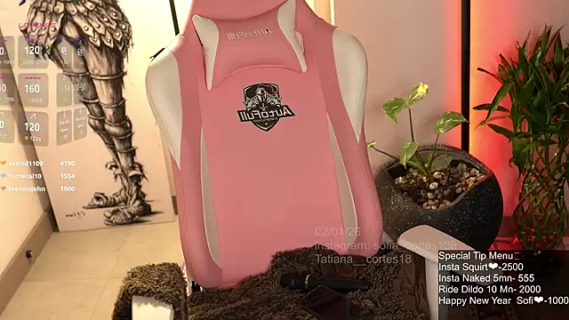 tatiana__cortes18 (F young) - show  pussy tease😈Merry Christmas🎄