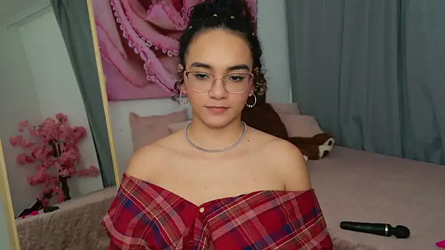 taylor_tina - Taylor_Tina's free webcam - UK Sex Cams