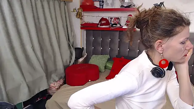 kellyterapy - Kellyterapy's free webcam - UK Sex Cams