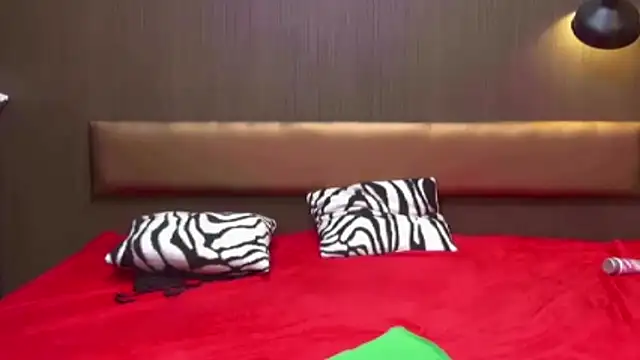 TessaWatsonxXx webcam