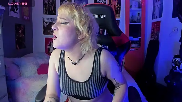 mistresscrowley666 webcam