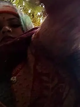 Webcam Model (Na_shreya)  is live.Free join now!