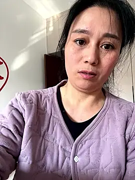 美女buusoom在线直播