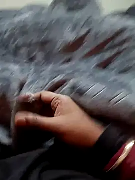 Naughtyforpussy webcam