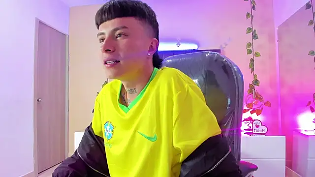 nascary_fox - Nascary_Fox's free webcam