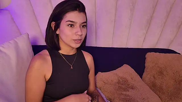 AlyssaRay webcam