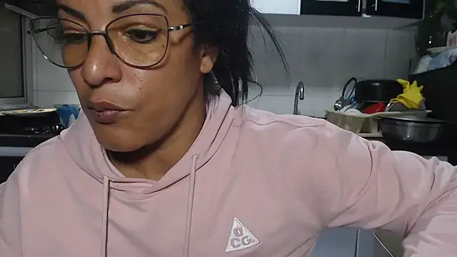 kateleyagrey - Kateleyagrey's free webcam