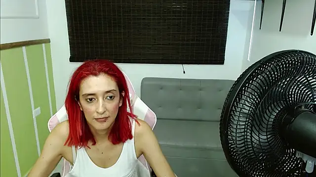 Ruby_Your_Milf webcam