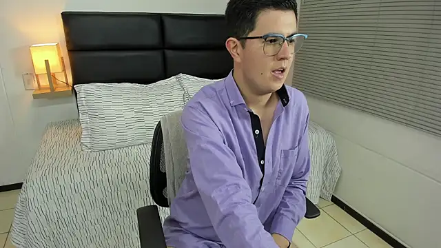 dylan_santiago_ webcam