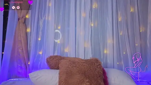 Victoria_Jonhss webcam