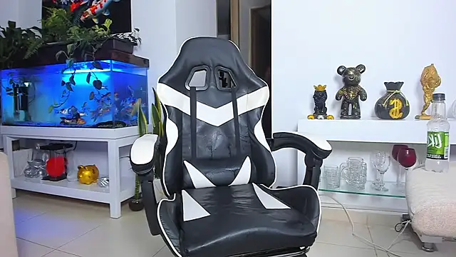 Johnnygrayson1 webcam