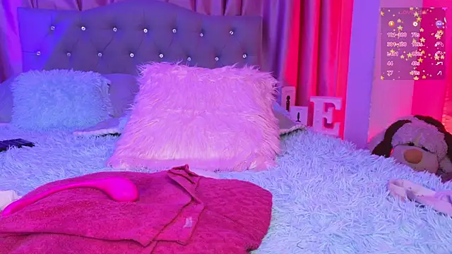 Emiily_Scott1 webcam