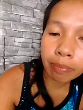 HotNaughtyGirl23 webcam