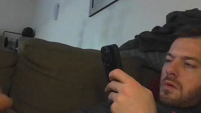 cheekycherryx (M young) - make this naughty chav strip off