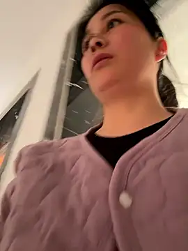 美女buusoom在线直播