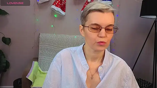 Cutie_Erikaa1 webcam