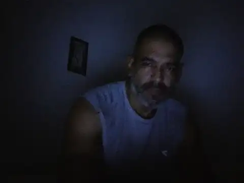 jackbigcock11 webcam