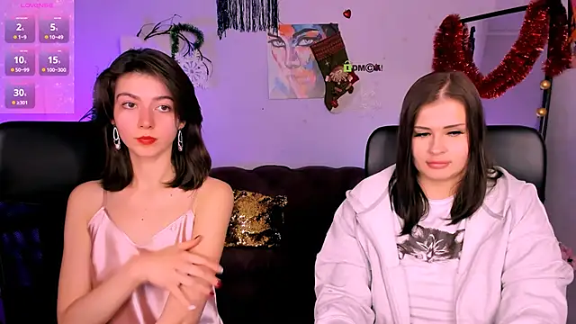 kitniss_dreamy (Ask my age) - bite her