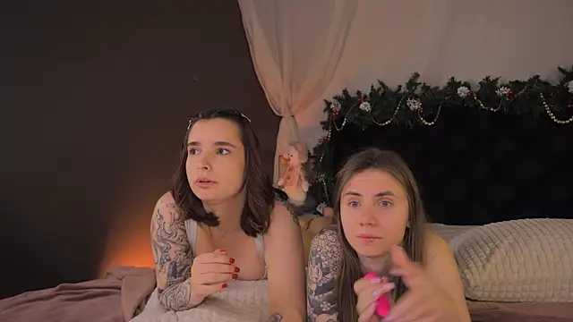 _annastark_ (Ask my age) - flash boobs