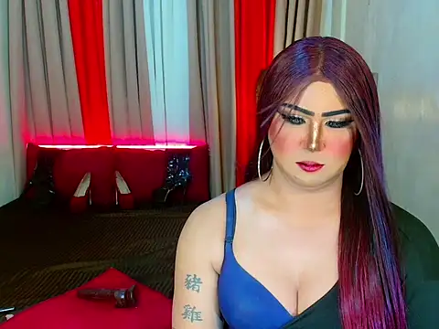 Incredible_Shemale webcam