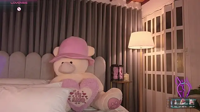 samy_clay - Samy_clay's free webcam - UK Sex Cams