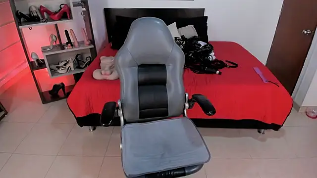 veronica_jacobss (F milf) - SLAPS MY ASS X20