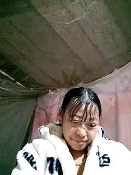 minnakutew20 - Minnakutew20's free webcam - UK Sex Cams