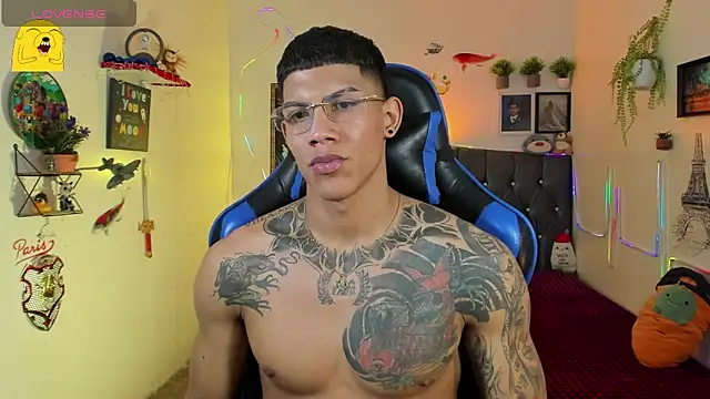 damian_latinxxx - Damian_latinxxx's free webcam