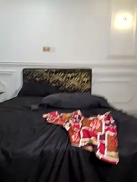 zola_nooryi - Zola_Nooryi's free webcam - UK Sex Cams