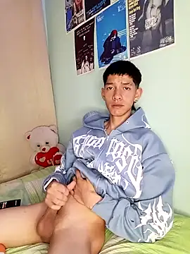 heyy_noah11 (M twink) - Show armpits hots 🤤😊