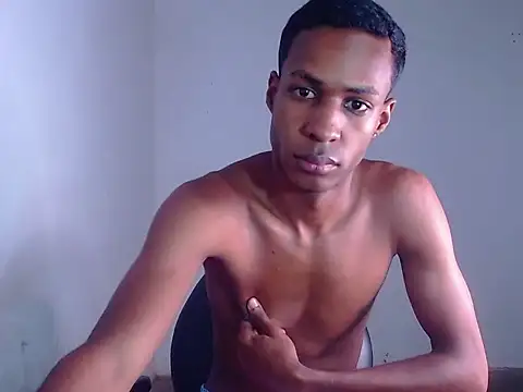 blackscorpion012 - BlackScorpion012's free webcam - UK Sex Cams